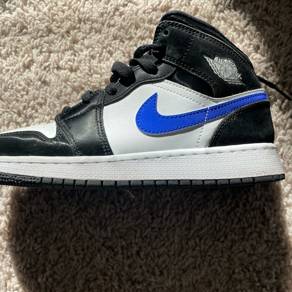 Air Jordan 1 Mid GS ‘Black Racer Blue’